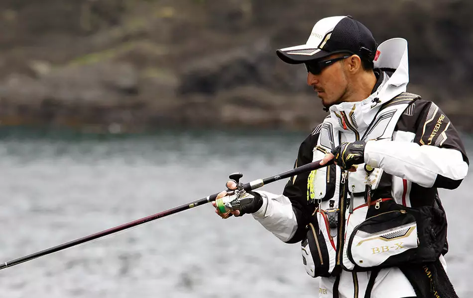 Shimano Limited Pro PEG5 + Suspend 200M PL-I65R (ISO Fishing Braid) - Image 3